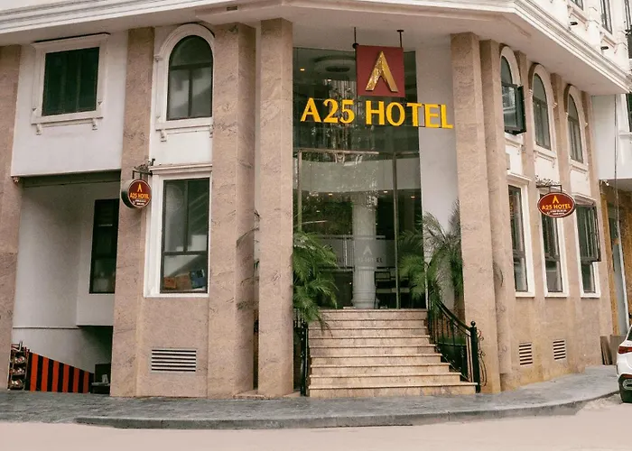 A25 Hotel - Hoàng Đạo Thúy 1